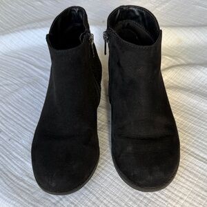 Cat and Jack Girls Booties/ Black Ankle Boots